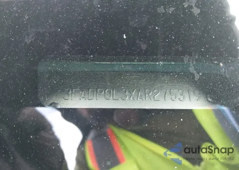 2010 Ford Fusion Hybrid z USA, uszkodzony, nr VIN 3FADP0L3XAR275319